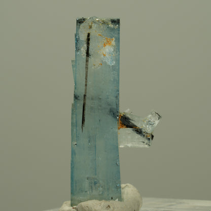 Aquamarin, Schörl Turmalin, Muskovit Stufe Erongo, Namibia 29*14*10mm #14972