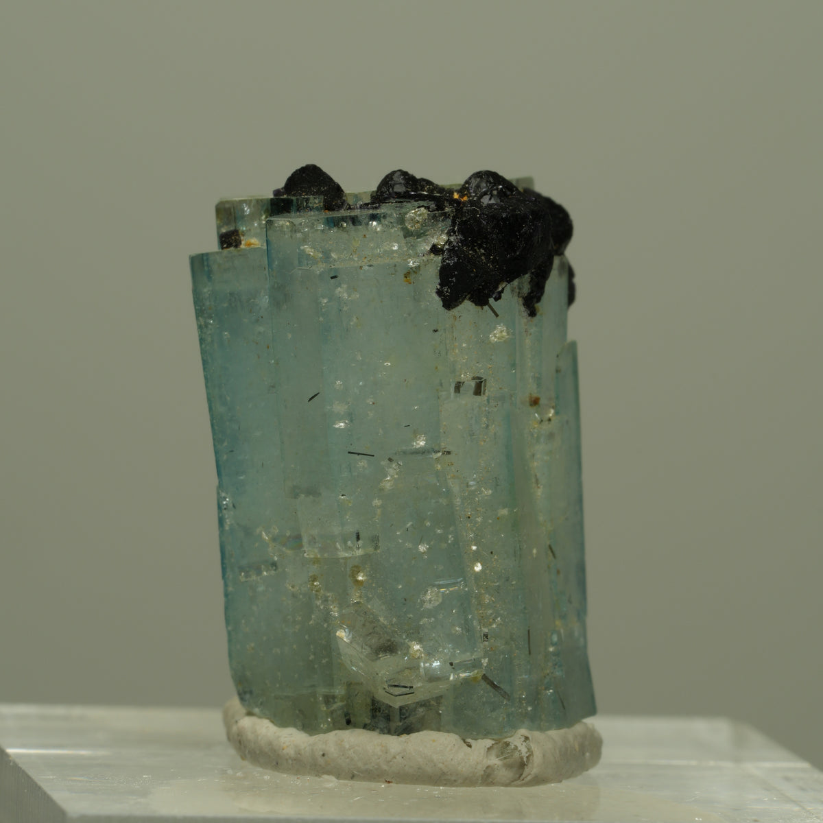 Aquamarin, Fluorit, Schörl Turmalin, Muskovit Stufe Erongo, Namibia 21*14*13mm #14973