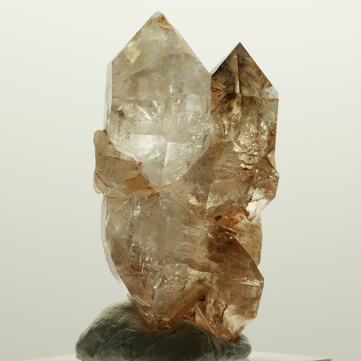 Skelett Phantom Rauchquarz Doppelender Gruppe Goboboseb, Namibia 45*25*18mm #14998