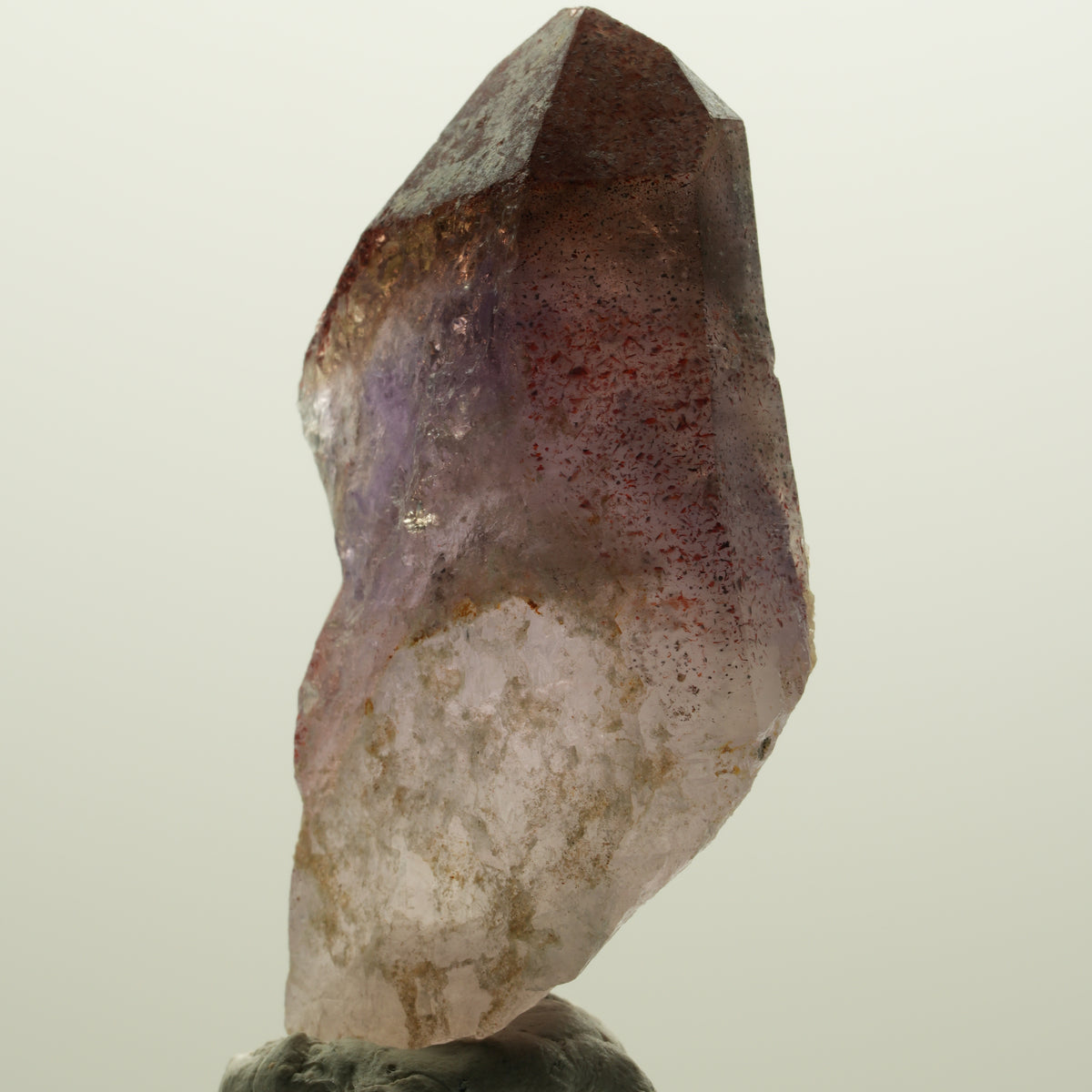 Seltene Phantom Skelett Amethyst mit Eisen Spitze Goboboseb, Namibia 55*26*17mm #15010