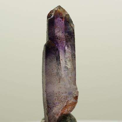 Seltene Phantom Skelett Amethyst mit Eisen Spitze Goboboseb, Namibia 43*12*12mm #15013