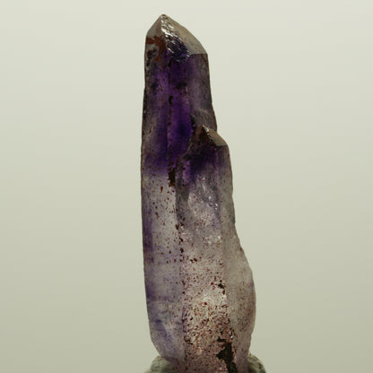 Seltene Phantom Skelett Amethyst mit Eisen Spitze Goboboseb, Namibia 43*12*12mm #15013