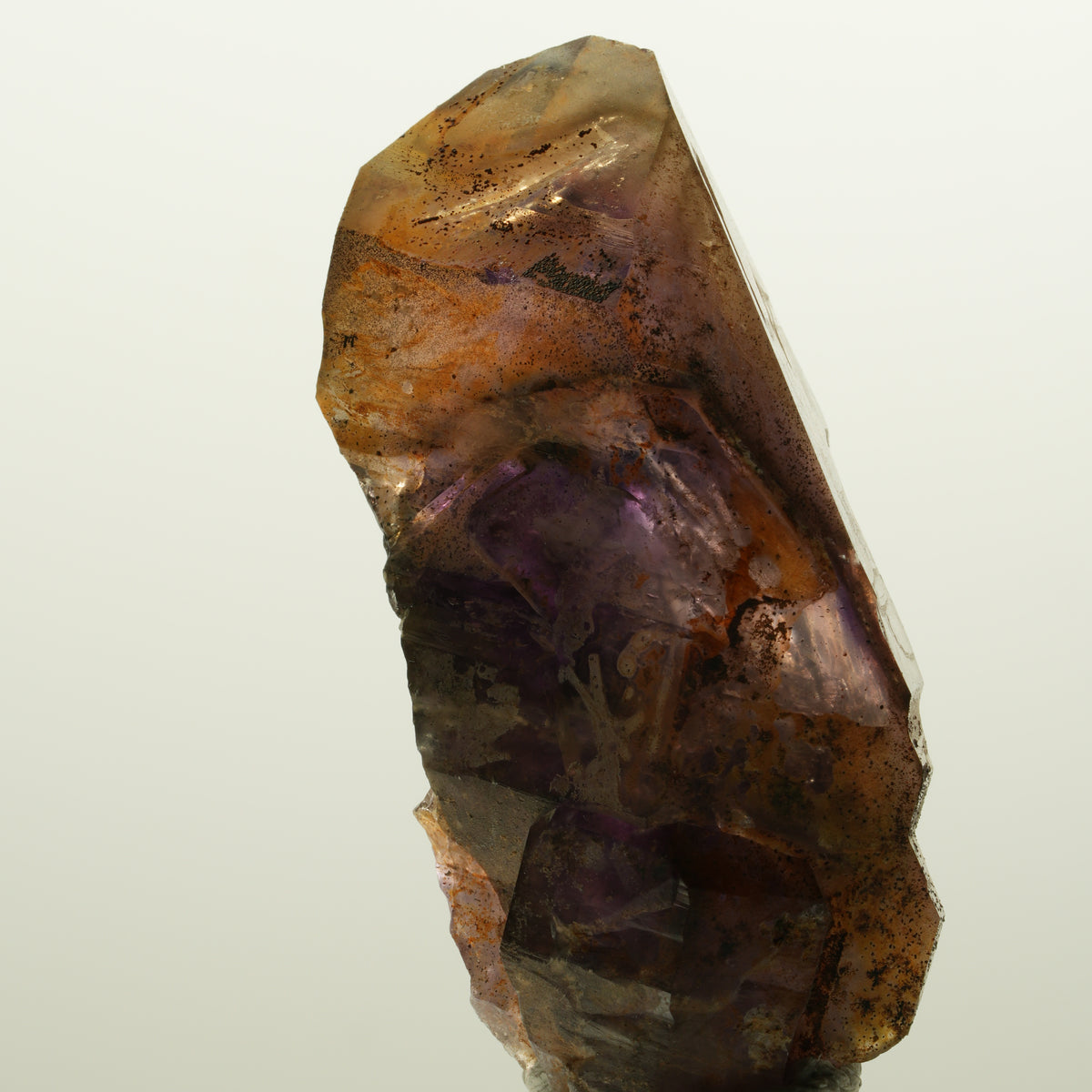 Seltene Skelett Phantom Amethyst Fenster Spitze Brandberg, Namibia 64*33*26mm #15014