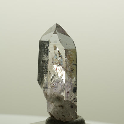 Harlekin Lemurian Phantom Amethyst Spitze Streep Mine, Goboboseb, Namibia 40*18*13mm #15018