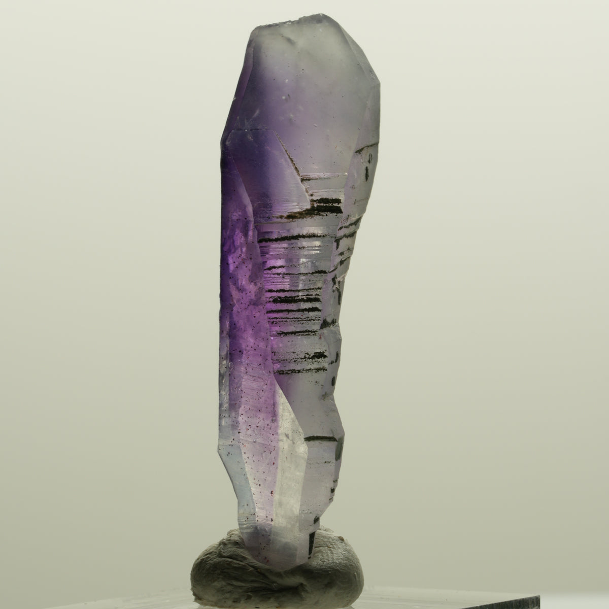 Skelett Phantom Amethyst Doppelender (Seltene Formation) Brandberg, Namibia 47*14*13mm #15021