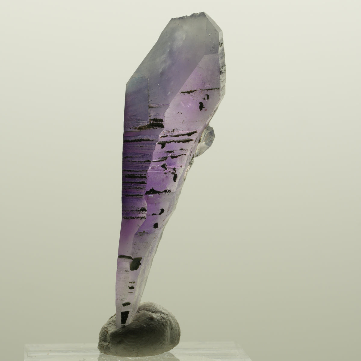 Skelett Phantom Amethyst Doppelender (Seltene Formation) Brandberg, Namibia 47*14*13mm #15021