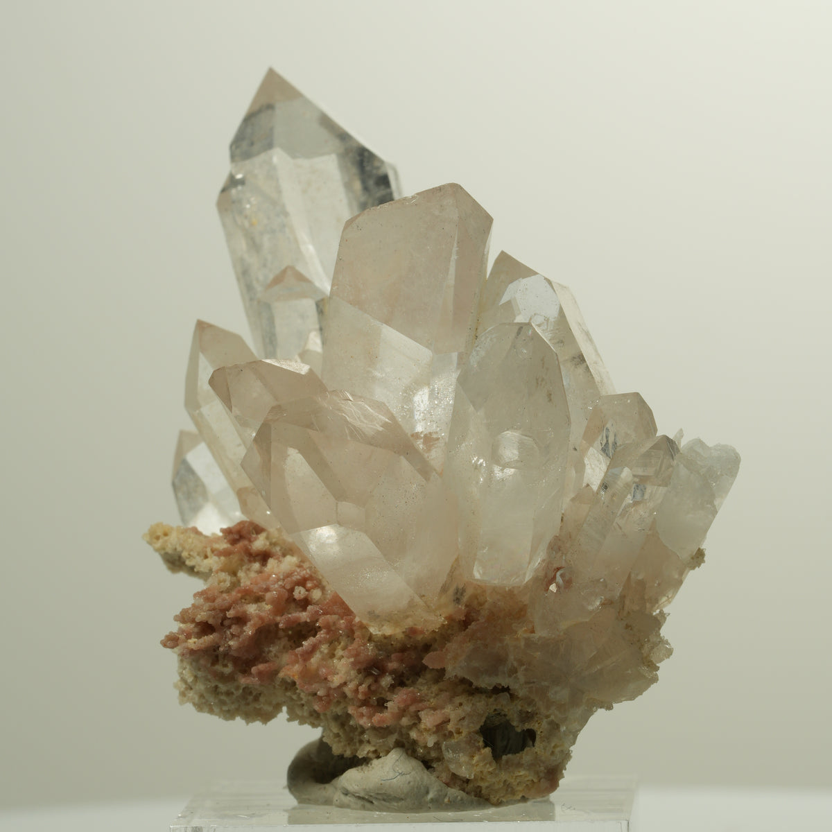 Klare Rauchquarz Skelett Spitzen auf Matrix Goboboseb, Namibia 54*43*31mm #15023