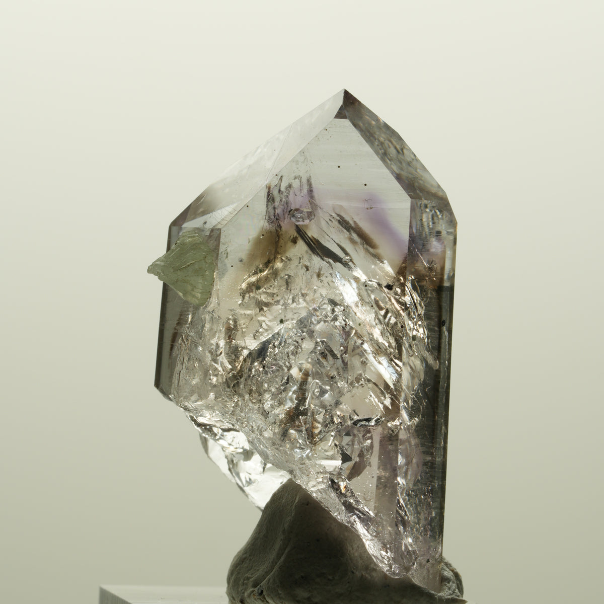 Skelett Phantom Amethyst mit Analcim, Prehnit, Hämatit Streep Mine, Namibia 43*23*16mm #15042