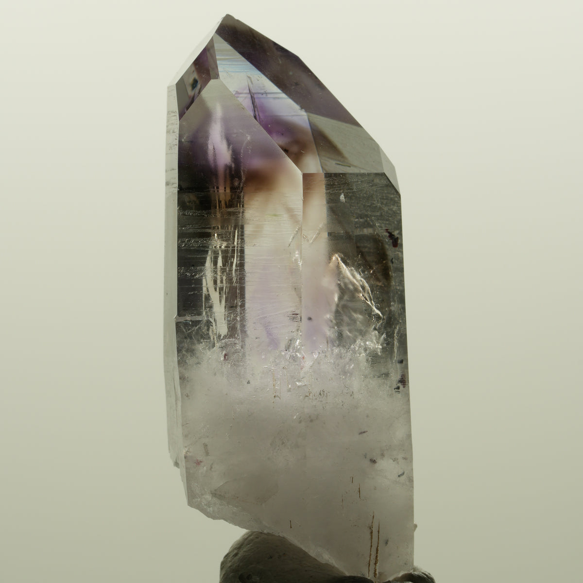 Harlekin Lemurian Phantom Amethyst Spitze Streep Mine, Namibia 47*18*16mm #15049