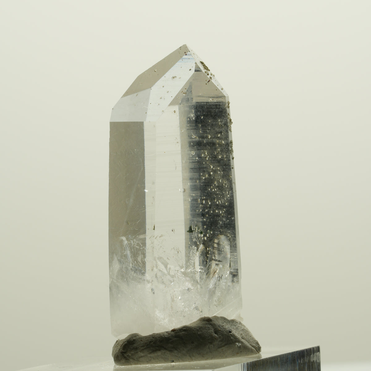 Lemurian Phantom Rauchquarz mit Analcim, Hämatit Streep Mine, Namibia 40*17*12mm #15064
