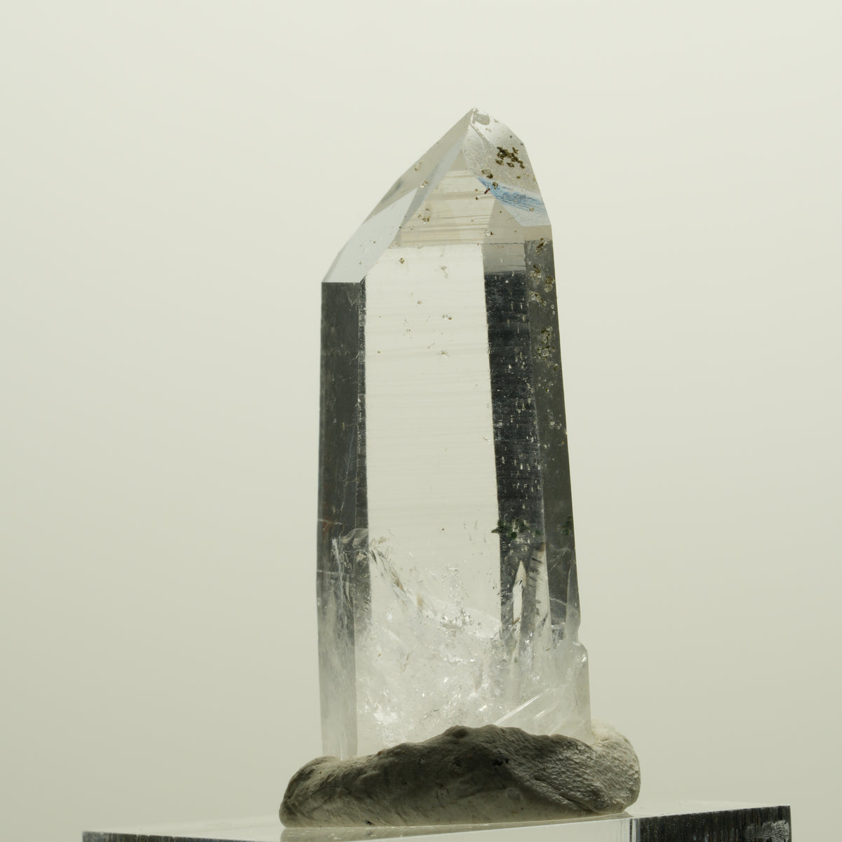 Lemurian Phantom Rauchquarz mit Analcim, Hämatit Streep Mine, Namibia 40*17*12mm #15064
