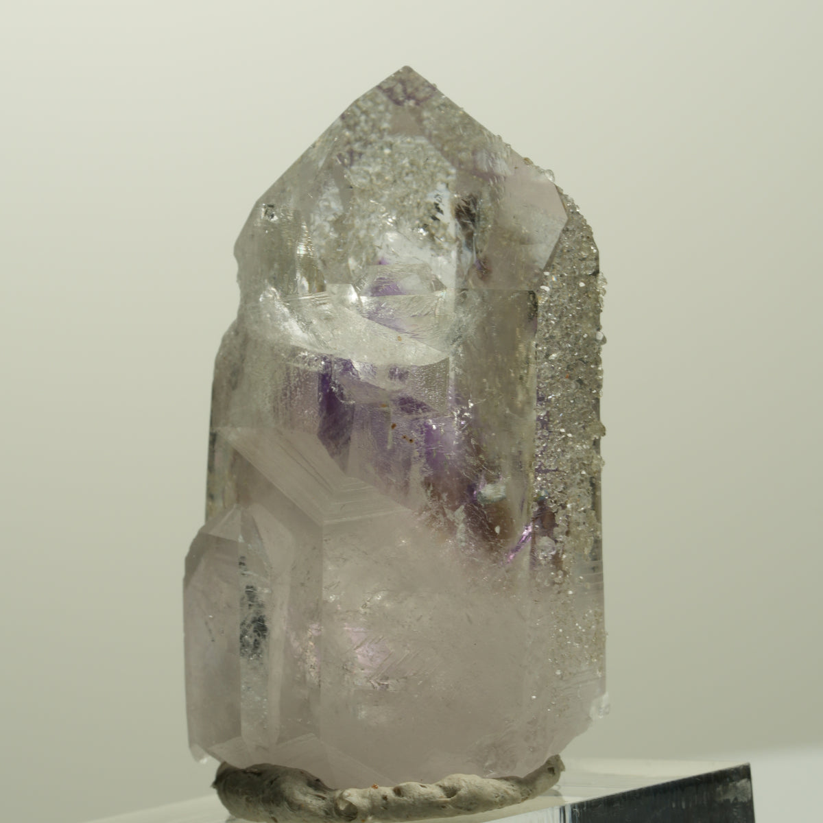 Harlekin Skelett Phantom Amethyst mit Analcim Streep Mine, Namibia 42*25*19mm #15070