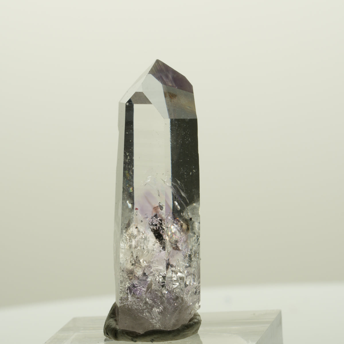 Lemurian Skelett Phantom Amethyst mit Hämatit Streep Mine, Namibia 38*14*11mm #15074