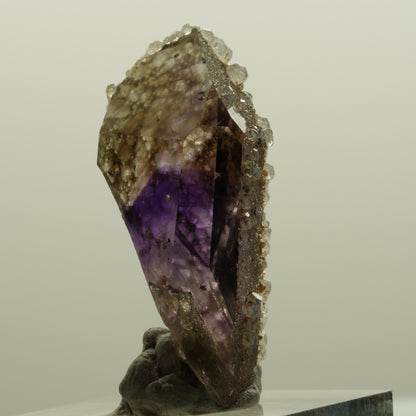 Harlekin Phantom Amethyst mit Analcim Streep Mine, Namibia 38*17*14mm #15087