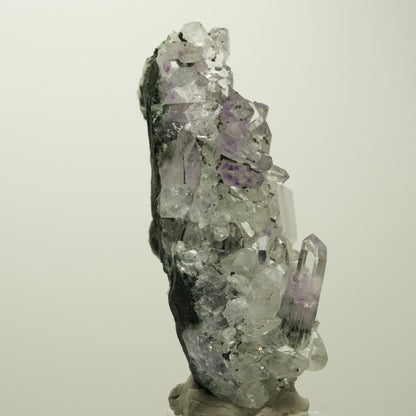 Phantom Amethyst mit Hämatit, Calcit auf Matrix Stufe Streep Mine, Namibia 73*65*29mm #15102
