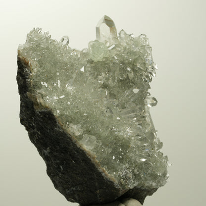 Starburst Quarz, Prehnit, Epidot auf Matrix Streep Mine, Namibia 69*52*38mm #15104
