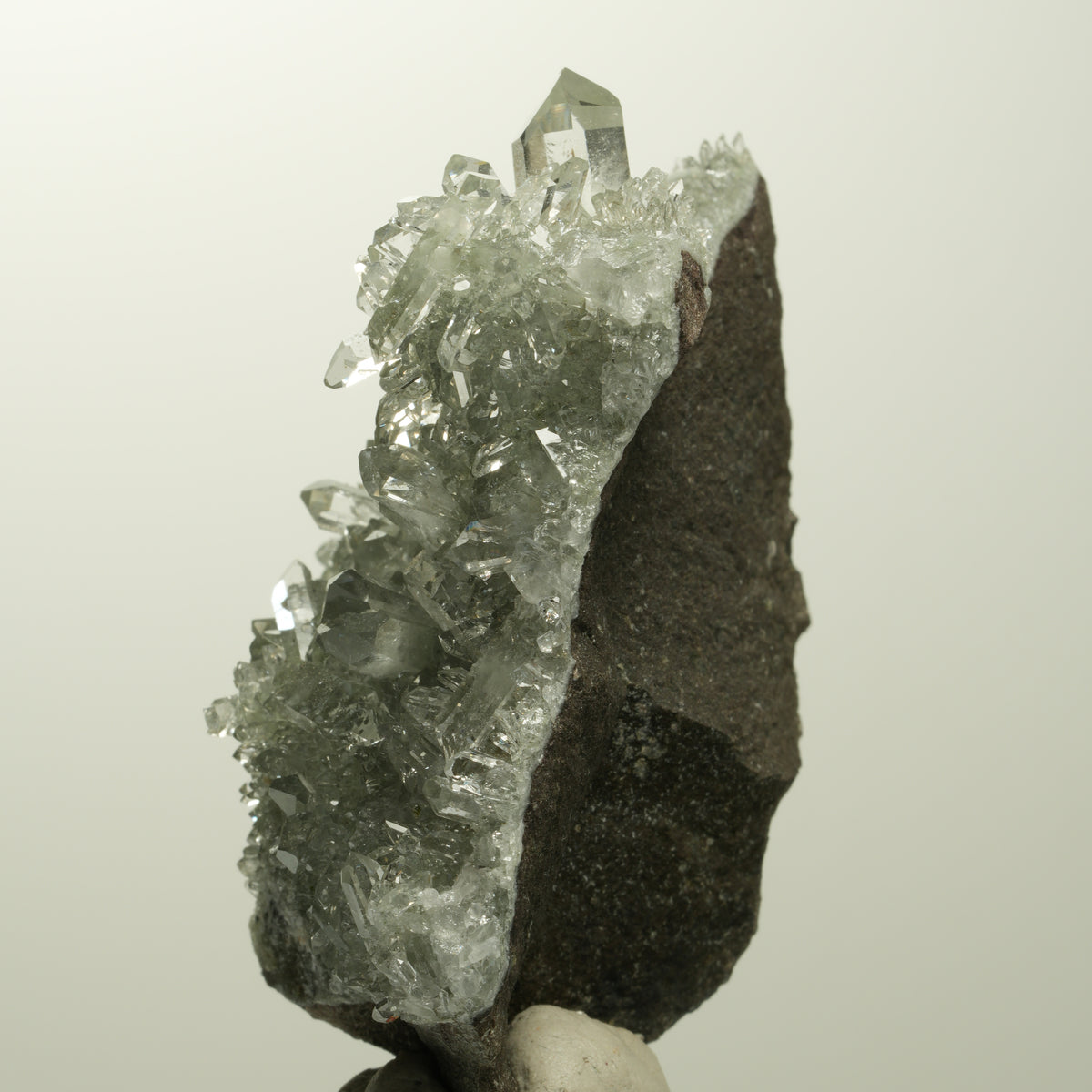 Starburst Quarz, Prehnit, Epidot auf Matrix Streep Mine, Namibia 69*52*38mm #15104