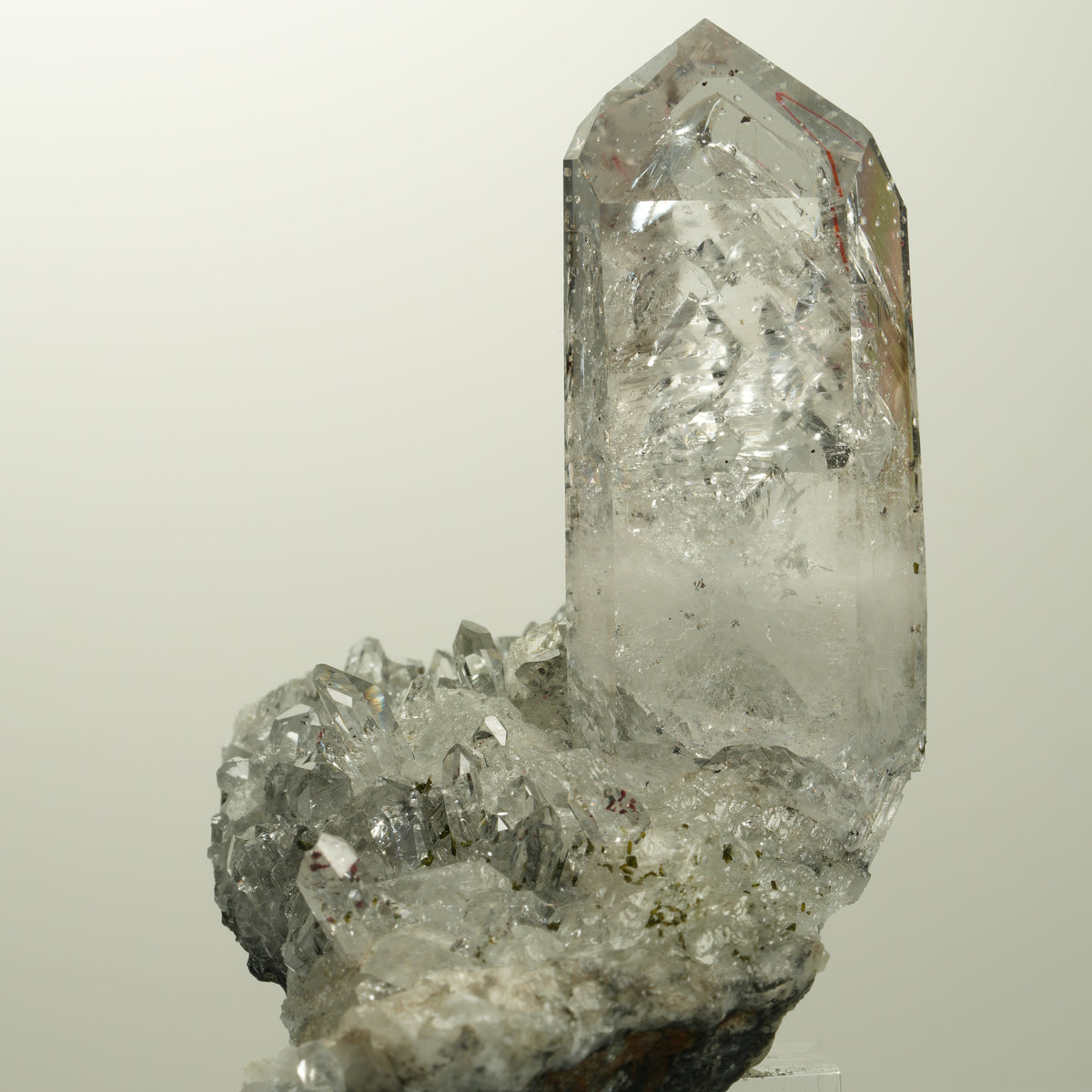 Enhydro Harlekin Quarz, Analcim, Epidot, Calcit auf Matrix Streep Mine, Namibia 73*45*57mm #15106