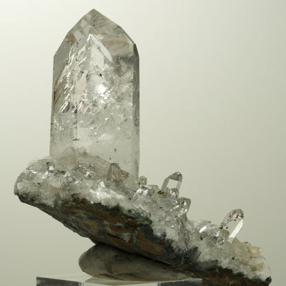 Enhydro Harlekin Quarz, Analcim, Epidot, Calcit auf Matrix Streep Mine, Namibia 73*45*57mm #15106