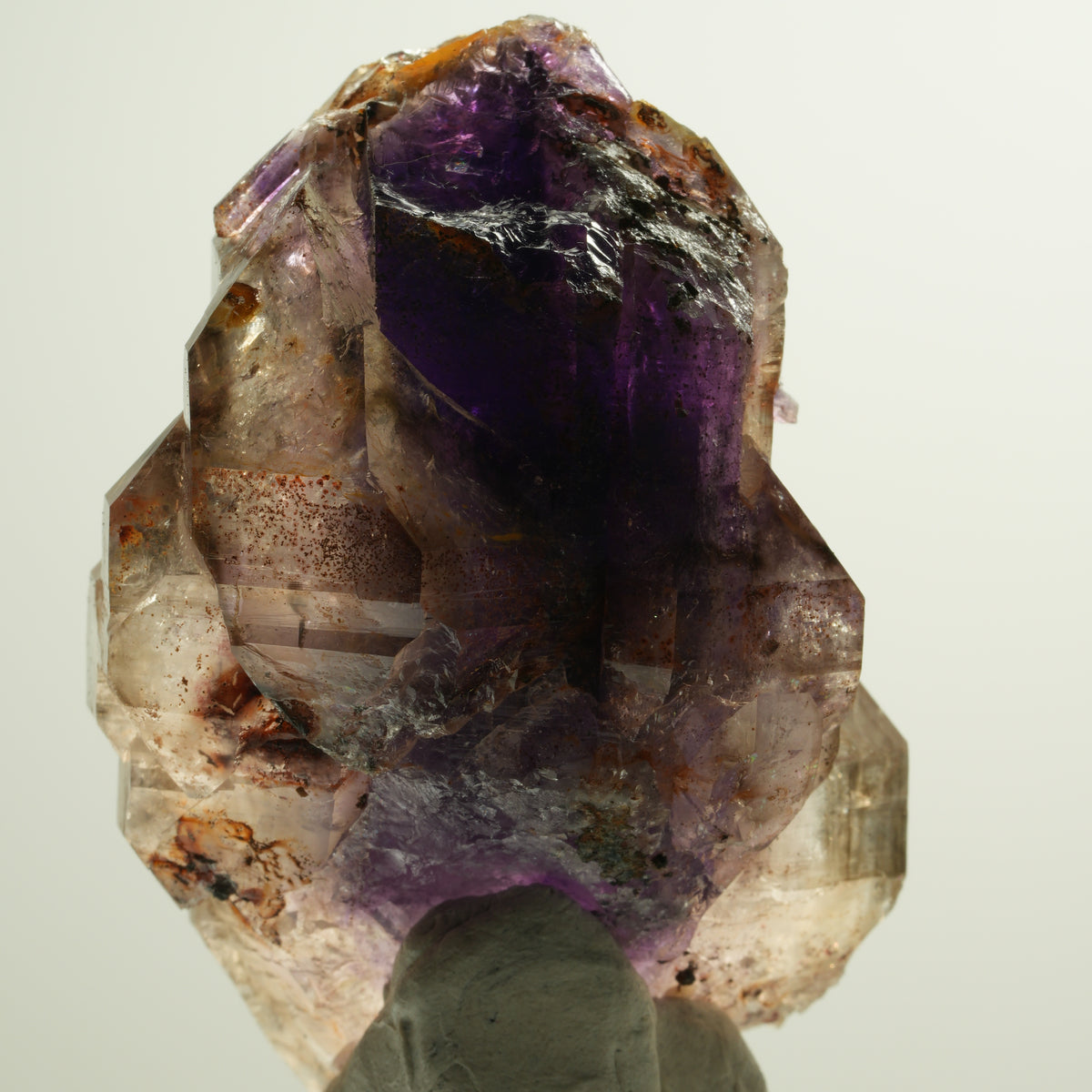 Skelett Phantom Amethyst Doppelender Zepter Gruppe Goboboseb, Namibia 66*47*47mm #15115