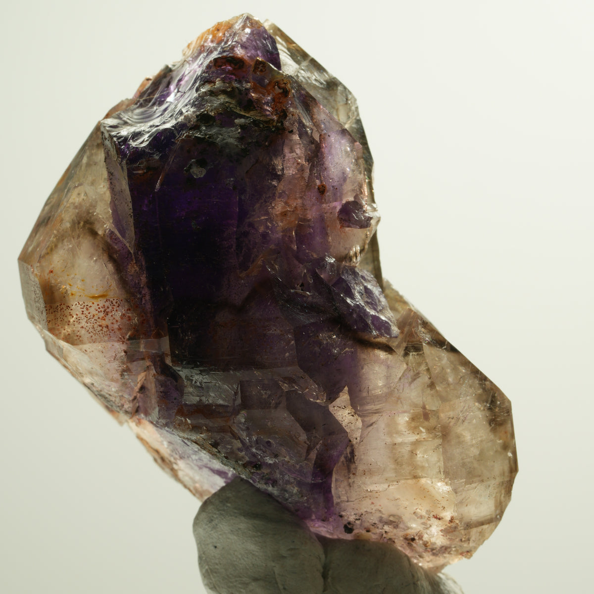 Skelett Phantom Amethyst Doppelender Zepter Gruppe Goboboseb, Namibia 66*47*47mm #15115