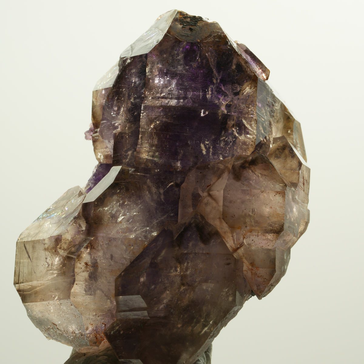 Skelett Phantom Amethyst Doppelender Zepter Gruppe Goboboseb, Namibia 66*47*47mm #15115
