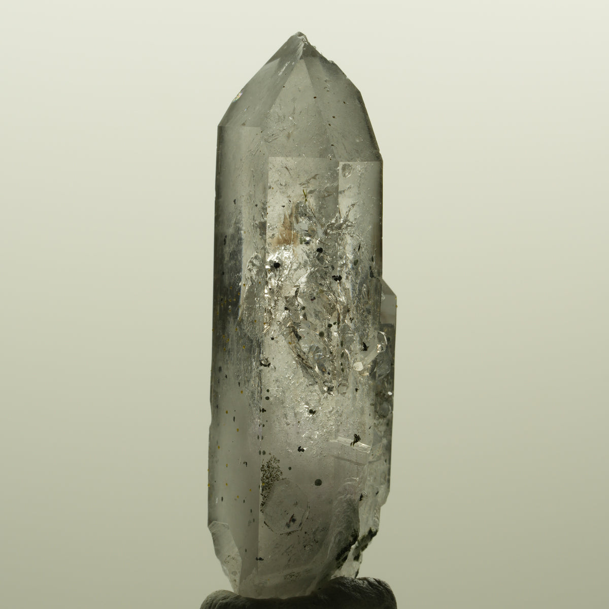 Skelett Rauchquarz mit Analcim, Hämatit, Epidot Streep Mine, Namibia 55*21*17mm #15124
