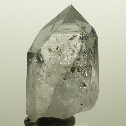 Lemurian Skelett Rauchquarz mit Analcim, Hämatit Streep Mine, Namibia 55*34*21mm #15128