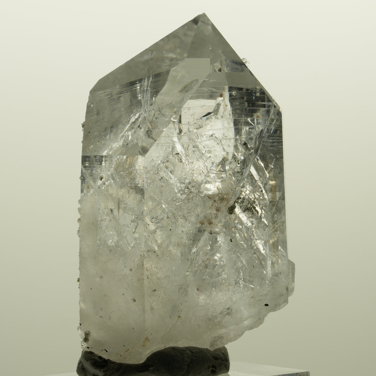 Lemurian Skelett Rauchquarz mit Analcim, Hämatit Streep Mine, Namibia 55*34*21mm #15128