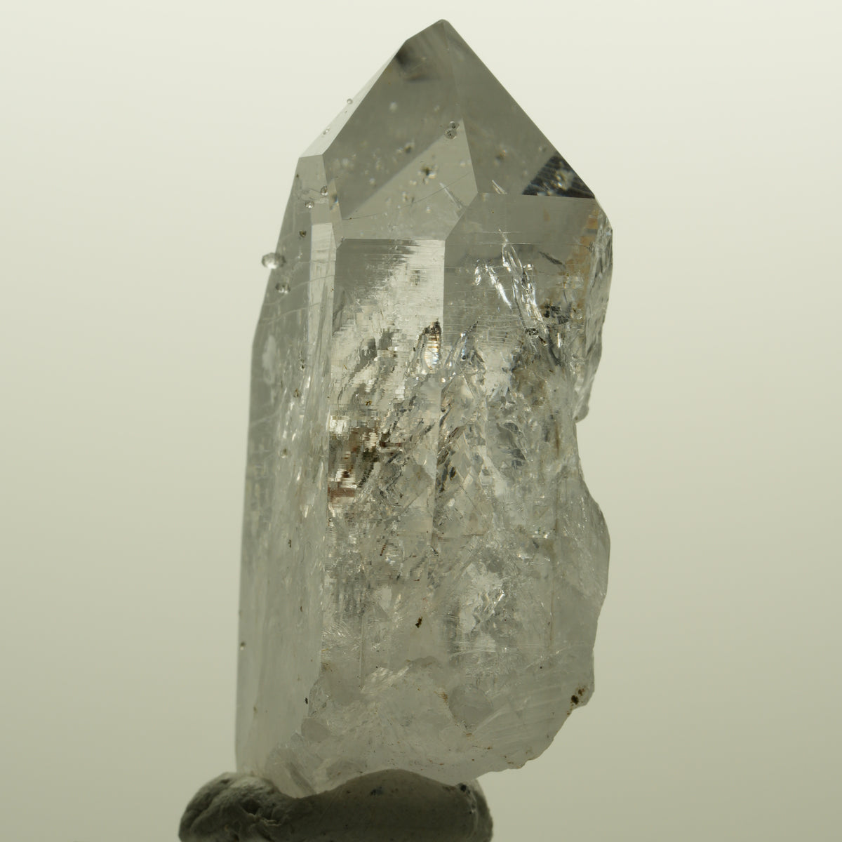 Lemurian Skelett Rauchquarz mit Analcim, Hämatit Streep Mine, Namibia 55*34*21mm #15128