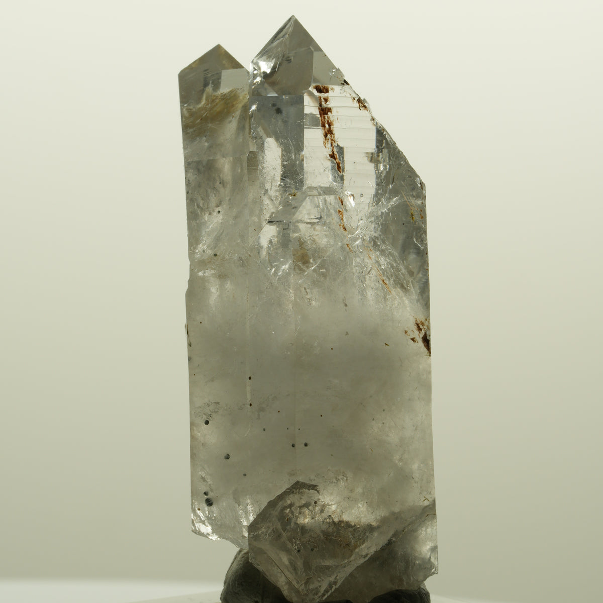Lemurian Skelett Rauchquarz mit Hämatit, Epidot Streep Mine, Namibia 56*24*19mm #15129