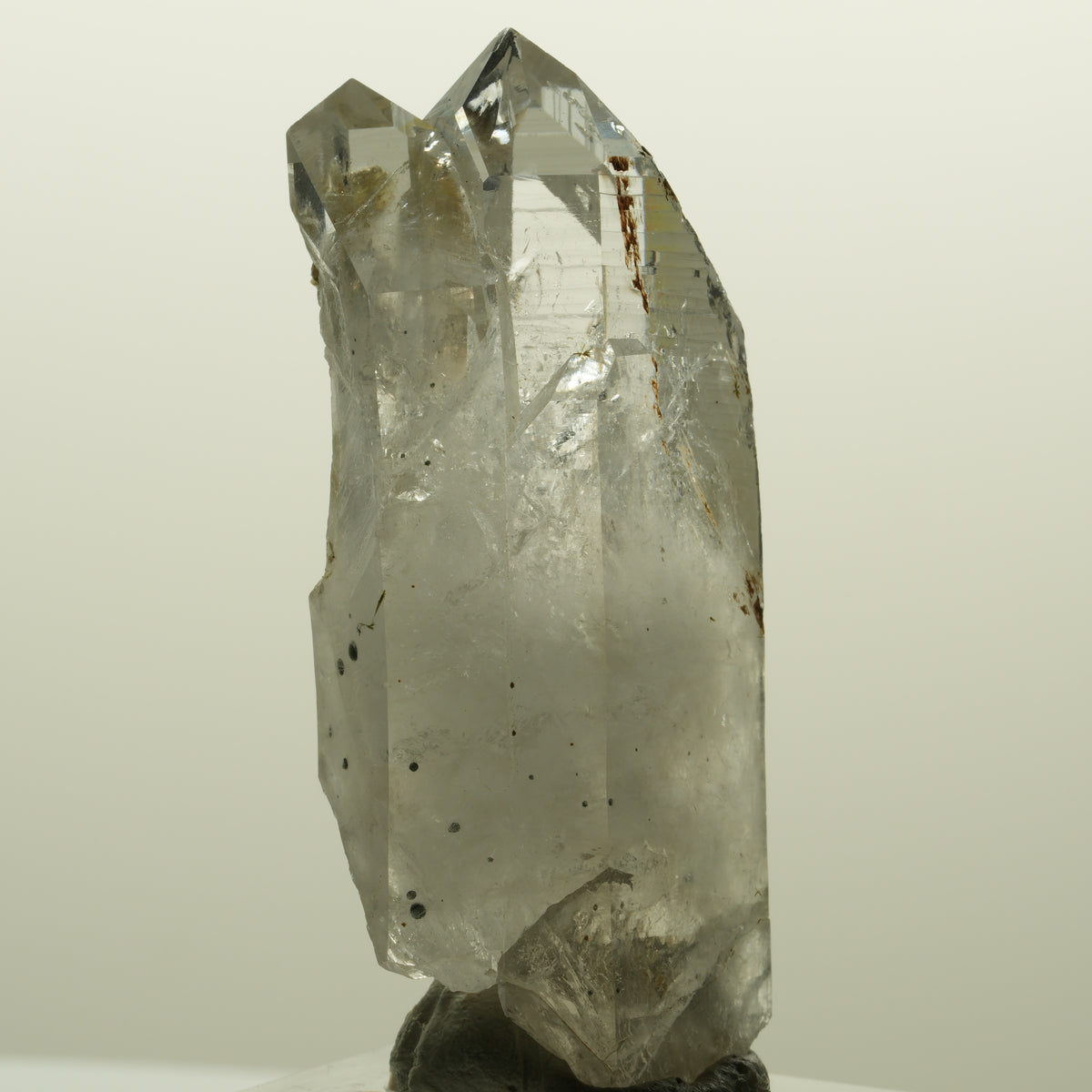 Lemurian Skelett Rauchquarz mit Hämatit, Epidot Streep Mine, Namibia 56*24*19mm #15129