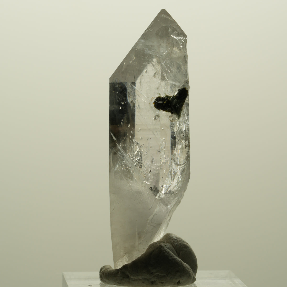 Lemurian Phantom Rauchquarz mit Epidot Streep Mine, Goboboseb Namibia 47*18*14mm #15171