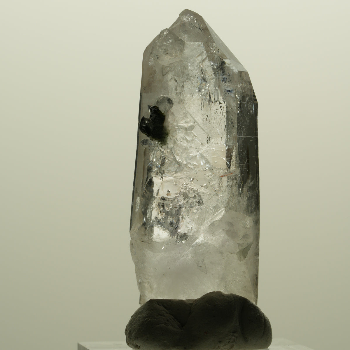 Lemurian Phantom Rauchquarz mit Epidot Streep Mine, Goboboseb Namibia 47*18*14mm #15171