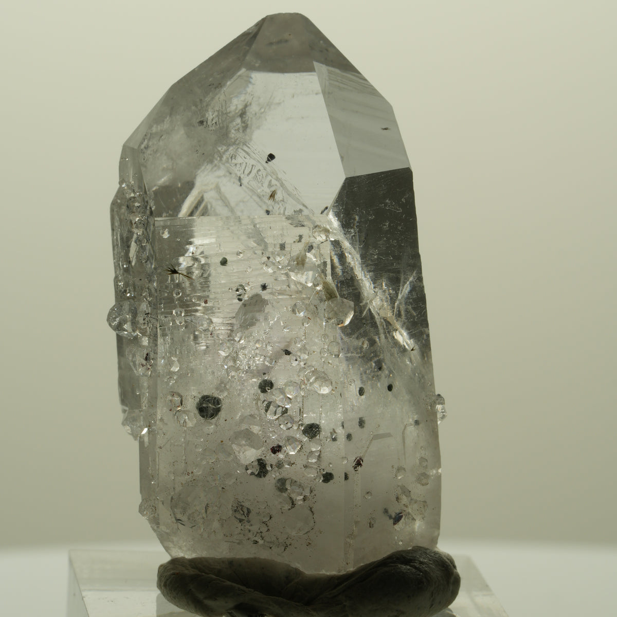 Harlekin Lemurian Phantom Amethyst mit Analcim Streep Mine, Namibia 41*26*18mm #15174