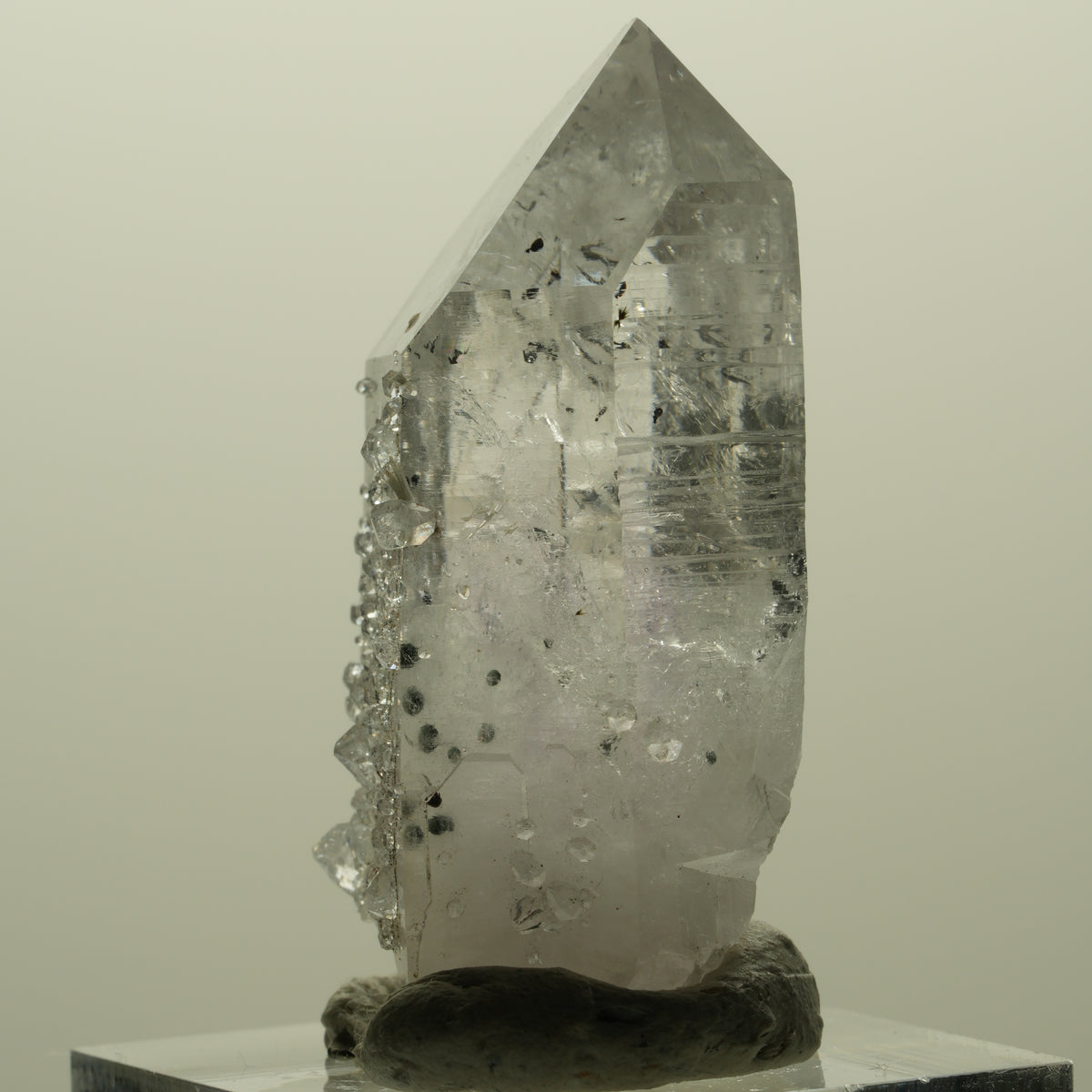 Harlekin Lemurian Phantom Amethyst mit Analcim Streep Mine, Namibia 41*26*18mm #15174