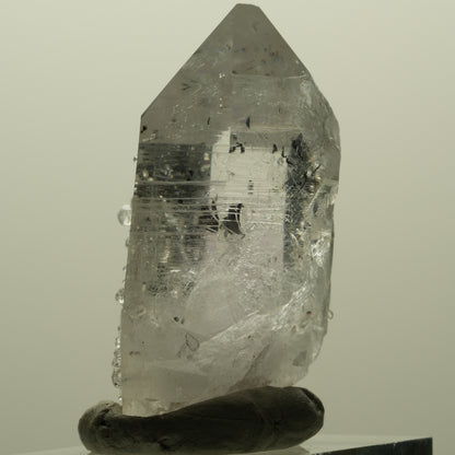 Harlekin Lemurian Phantom Amethyst mit Analcim Streep Mine, Namibia 41*26*18mm #15174