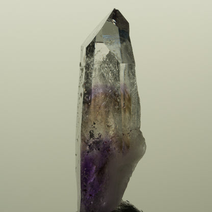 Harlekin Lemurian Phantom Amethyst mit Prehnit Streep Mine, Namibia 46*18*11mm #15190