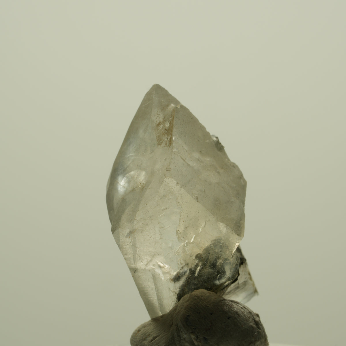 Klare Calcit Kristallspitze Streep Mine, Goboboseb, Namibia 33*19*19mm #15207