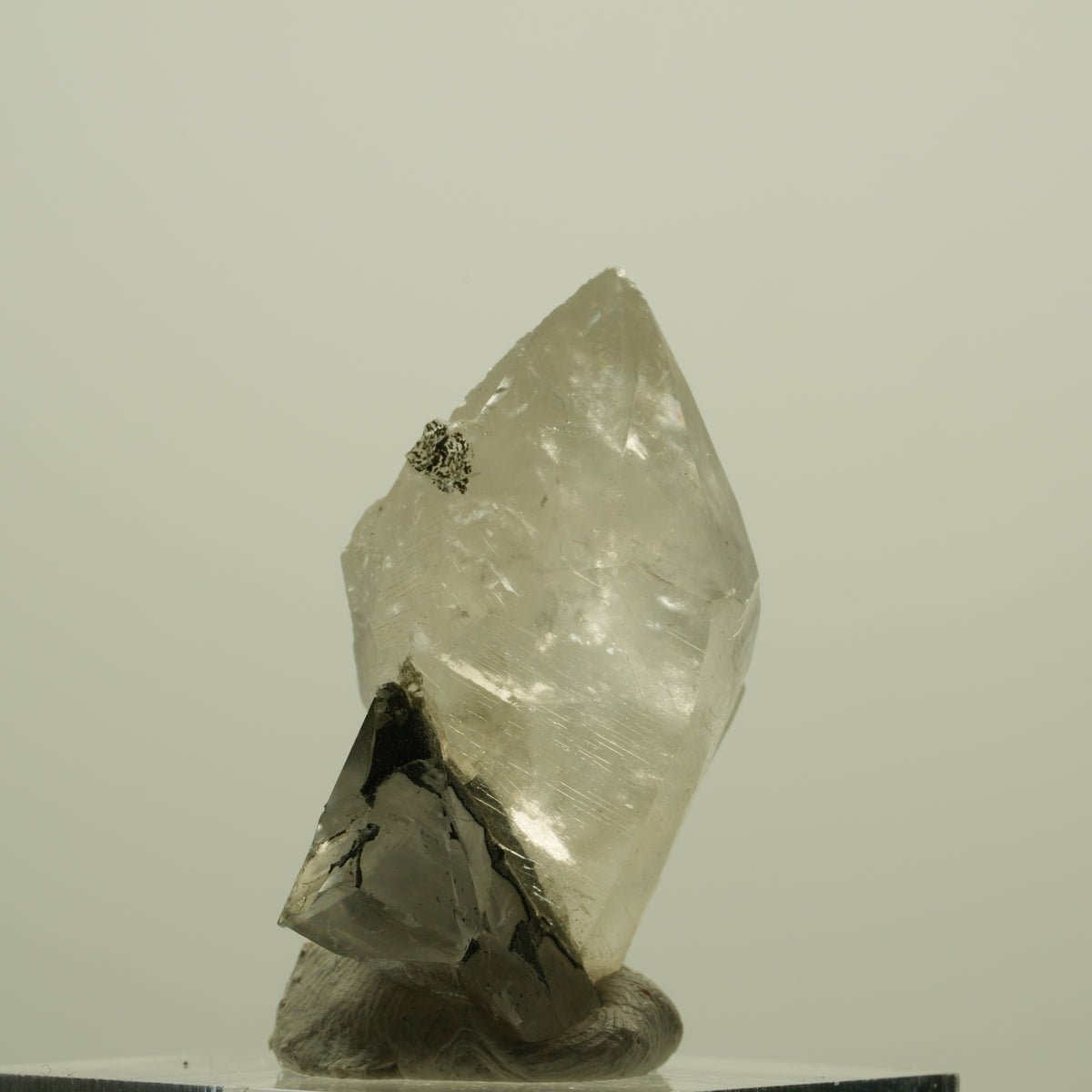 Klare Calcit Kristallspitze Streep Mine, Goboboseb, Namibia 33*19*19mm #15207