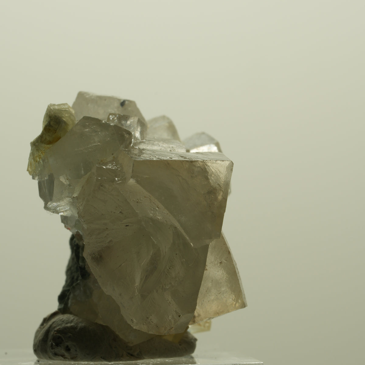 Calcit Würfel, Harlekin Quarz, Prehnit auf Matrix Streep Mine Namibia 30*30*25mm #15208
