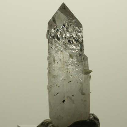 Skelett Phantom Rauchquarz mit Epidot, Hämatit, Prehnit Streep Mine, Namibia 43*25*14mm #15220
