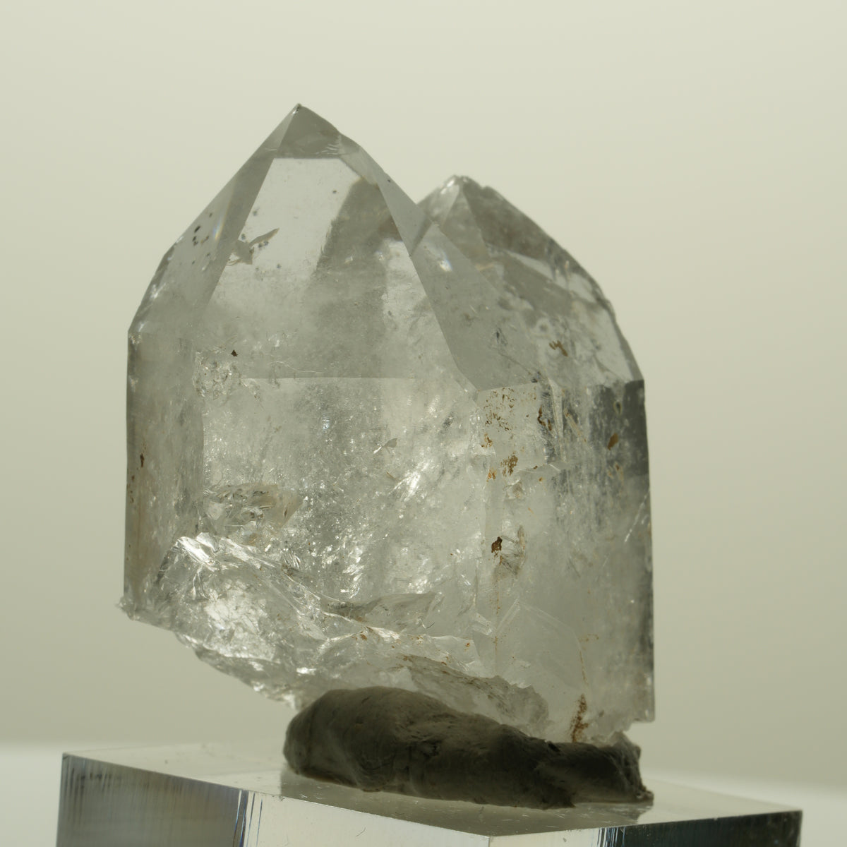 Skelett Phantom Rauchquarz mit Hämatit Streep Mine Goboboseb Namibia 37*29*23mm #15248
