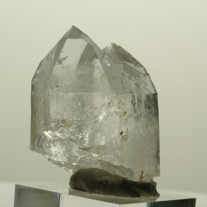 Skelett Phantom Rauchquarz mit Hämatit Streep Mine Goboboseb Namibia 37*29*23mm #15248