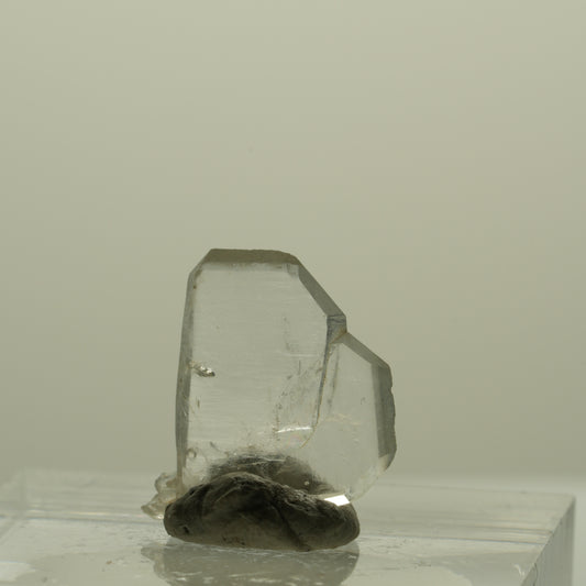 Japan Law Twin Kristall, Japaner-Zwilling Quarz Tubussis Area, Erongo, Namibia 14*14*2mm #15258