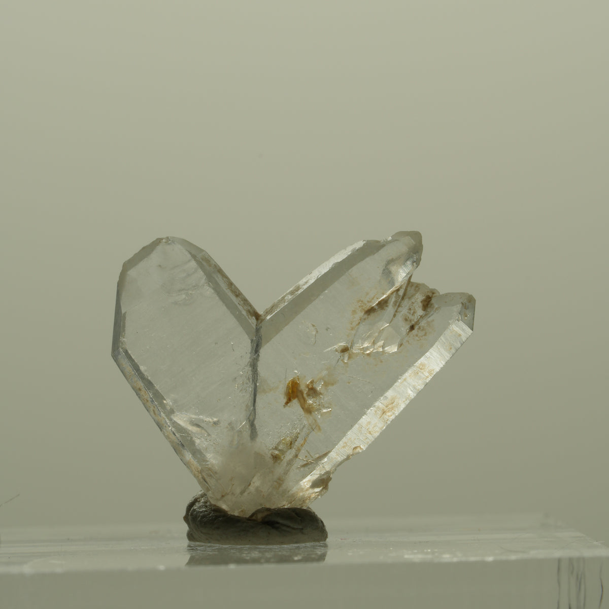 Japan Law Twin Kristall, Japaner-Zwilling Quarz Tubussis Area, Erongo, Namibia 16*15*3mm #15261