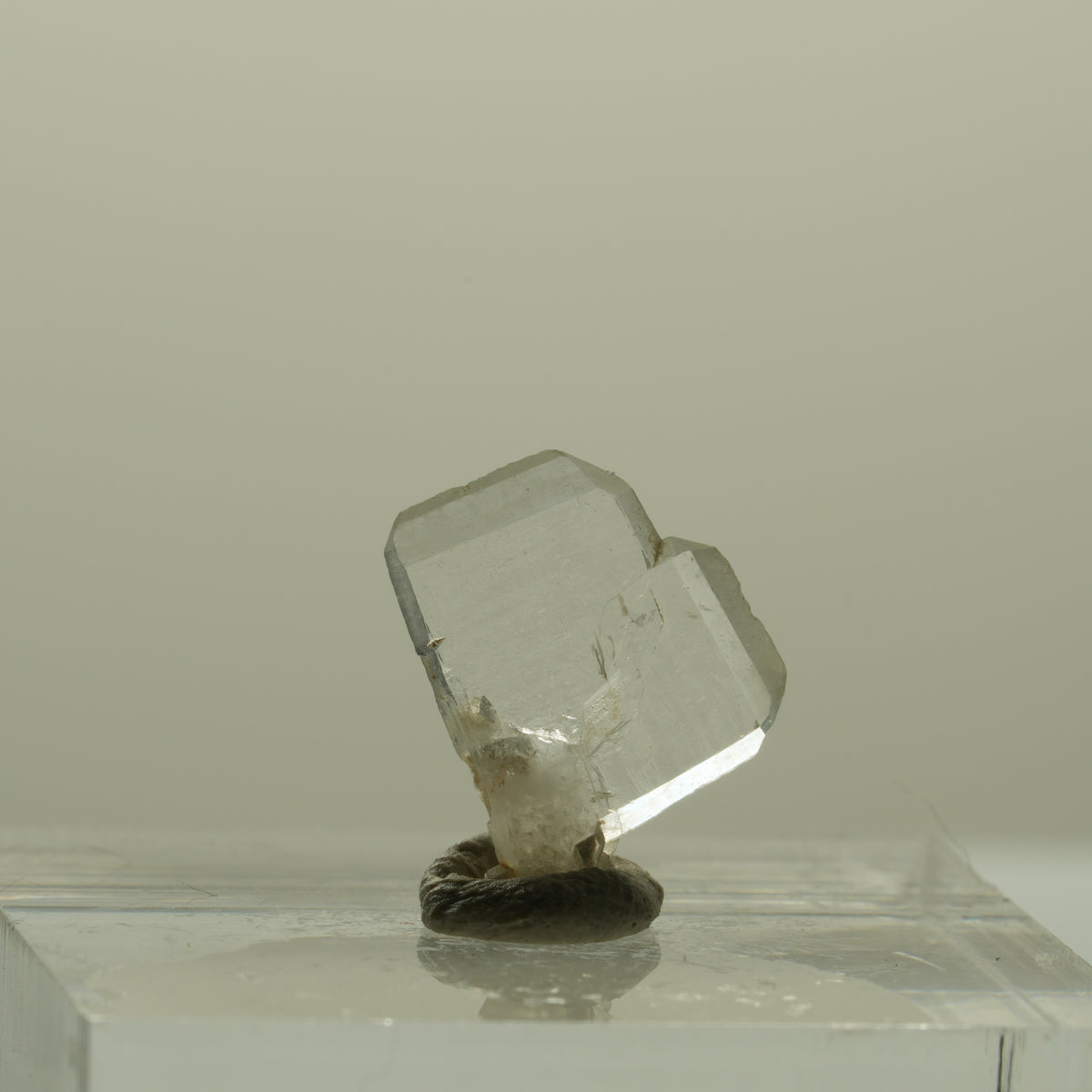 Japan Law Twin Kristall, Japaner-Zwilling Quarz Tubussis Area, Erongo, Namibia 13*10*3mm #15263