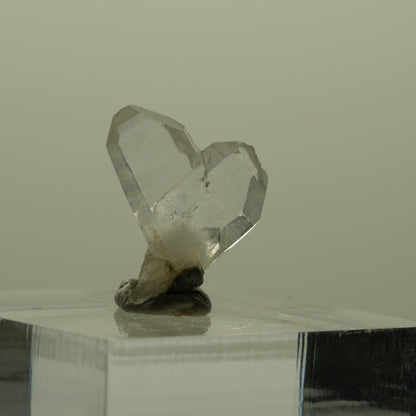 Japan Law Twin Kristall, Japaner-Zwilling Quarz Tubussis Area, Erongo, Namibia 15*15*5mm #15266