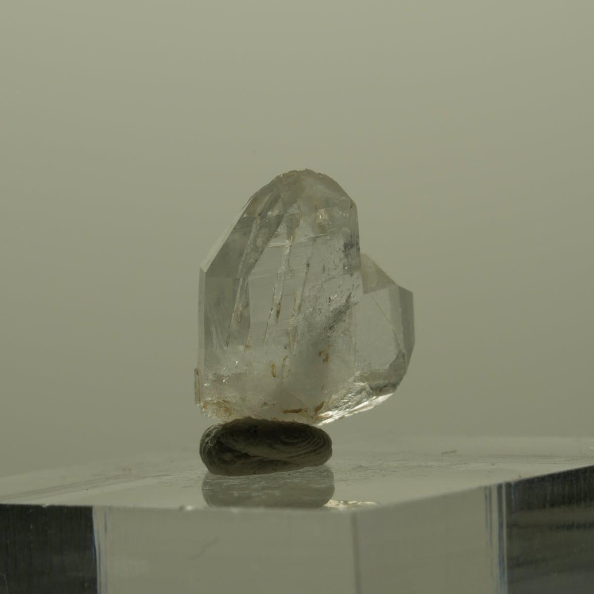 Japan Law Twin Kristall, Japaner-Zwilling Quarz Tubussis Area, Erongo, Namibia 13*13*5mm #15268