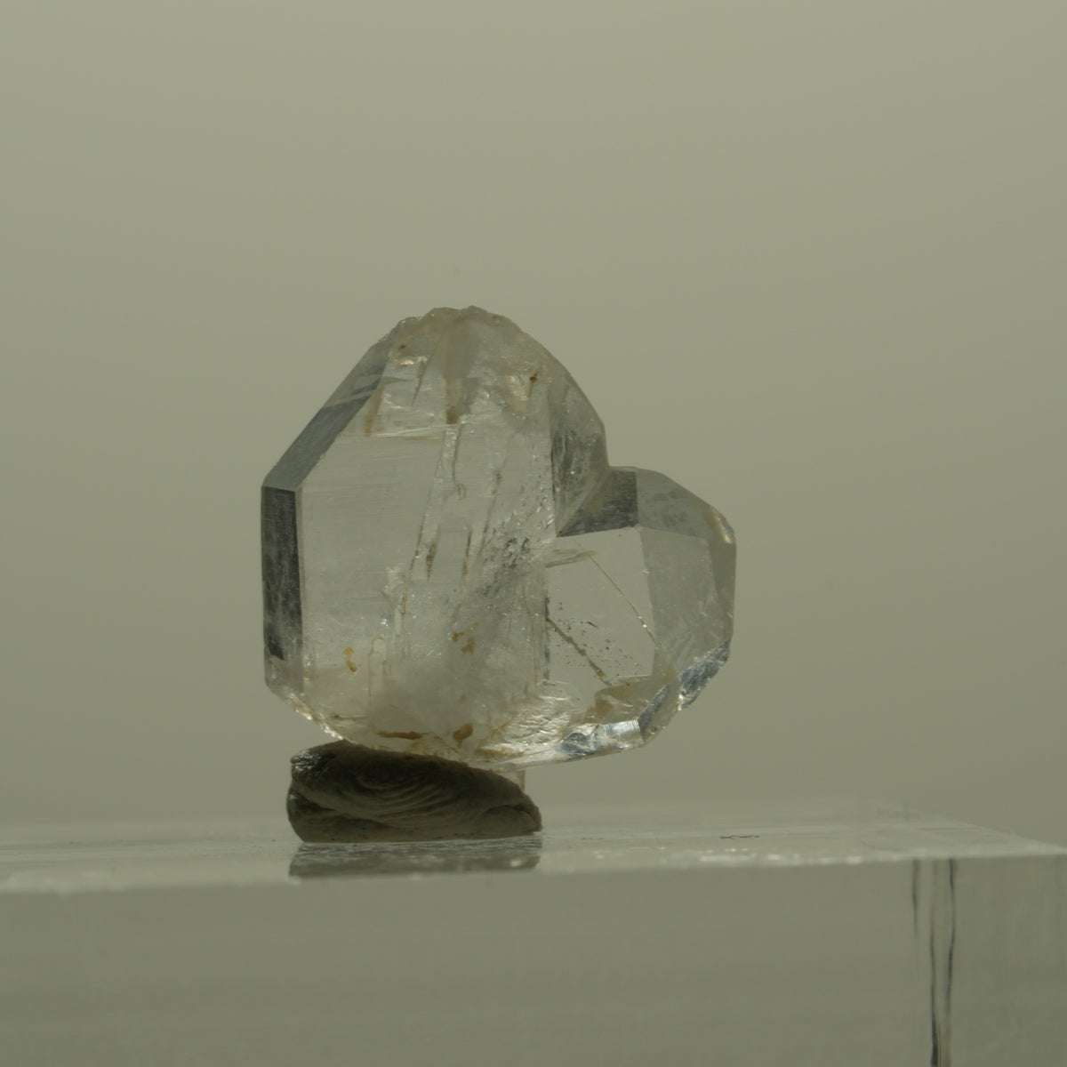 Japan Law Twin Kristall, Japaner-Zwilling Quarz Tubussis Area, Erongo, Namibia 13*13*5mm #15268